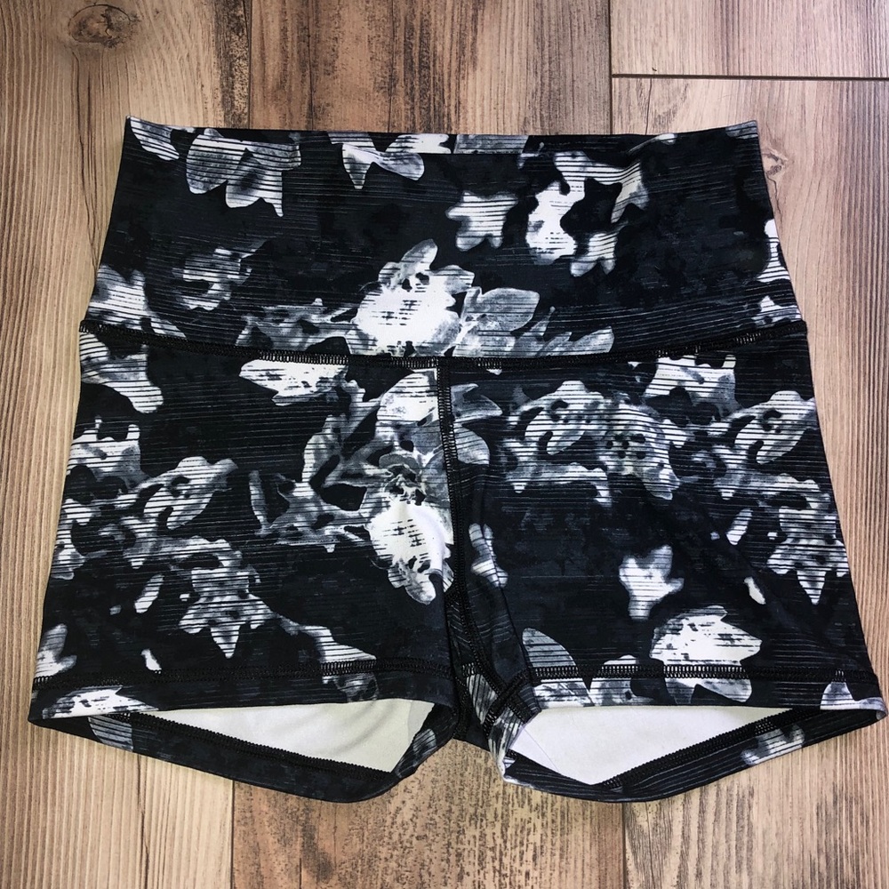 Old Navy Active Spandex Shorts